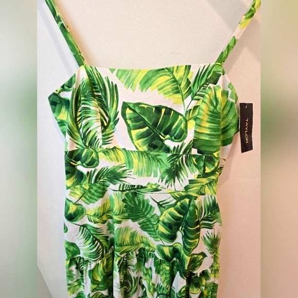 Taylor Green Leaf Pattern Maxi Dress Square Cotton Lined Smocked Back Size 10 L - Picture 2 of 9